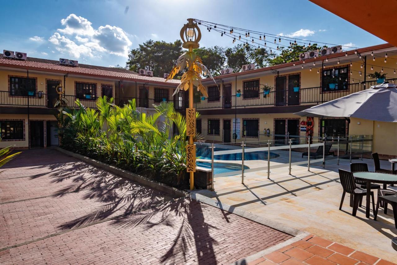 Hotel Vanguardia Natural El Cairo  Екстер'єр фото